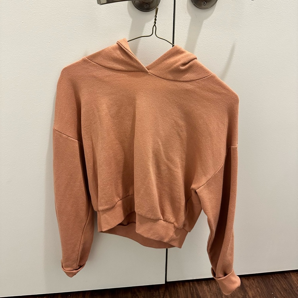 Cropped hoodie